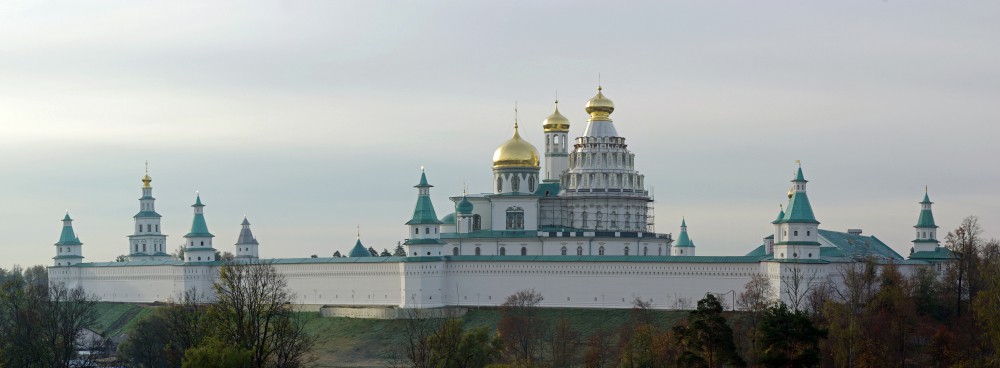 Монастырь панорама